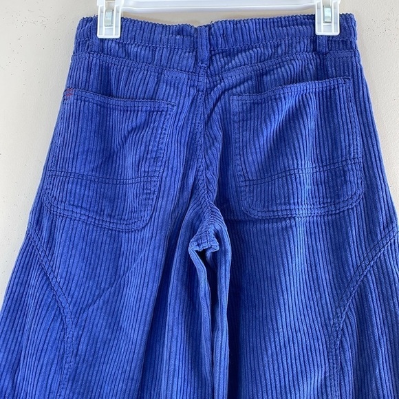 NWT. URBAN OUTERFITTERS 24 Carpenter Low-Rise Baggy Corduroy Pants. - Picture 14 of 15